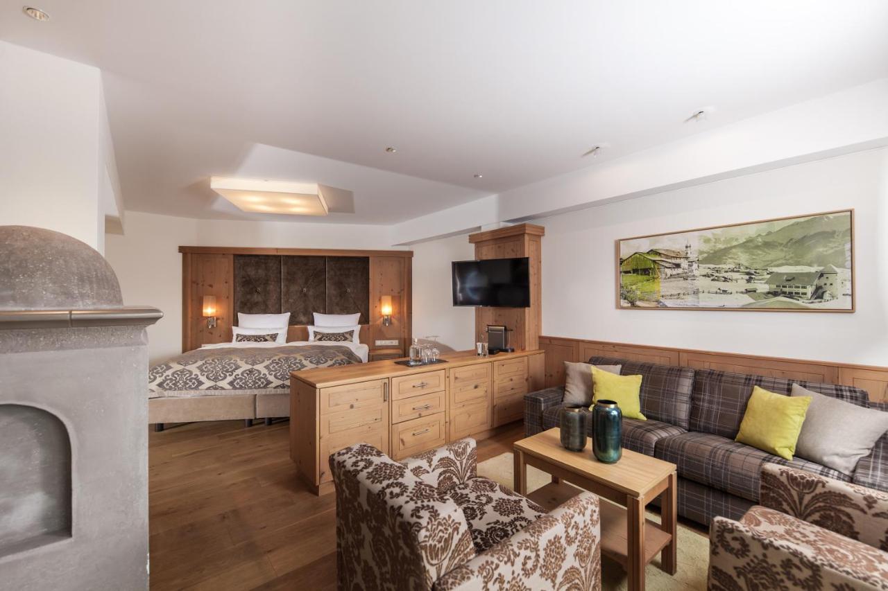 Schlosshotel Фис Экстерьер фото