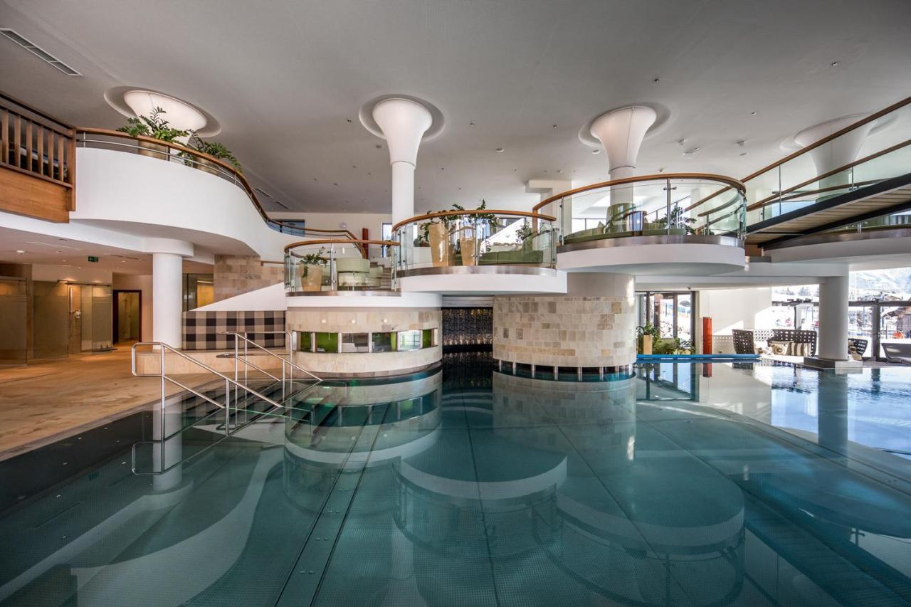 Schlosshotel Фис Экстерьер фото